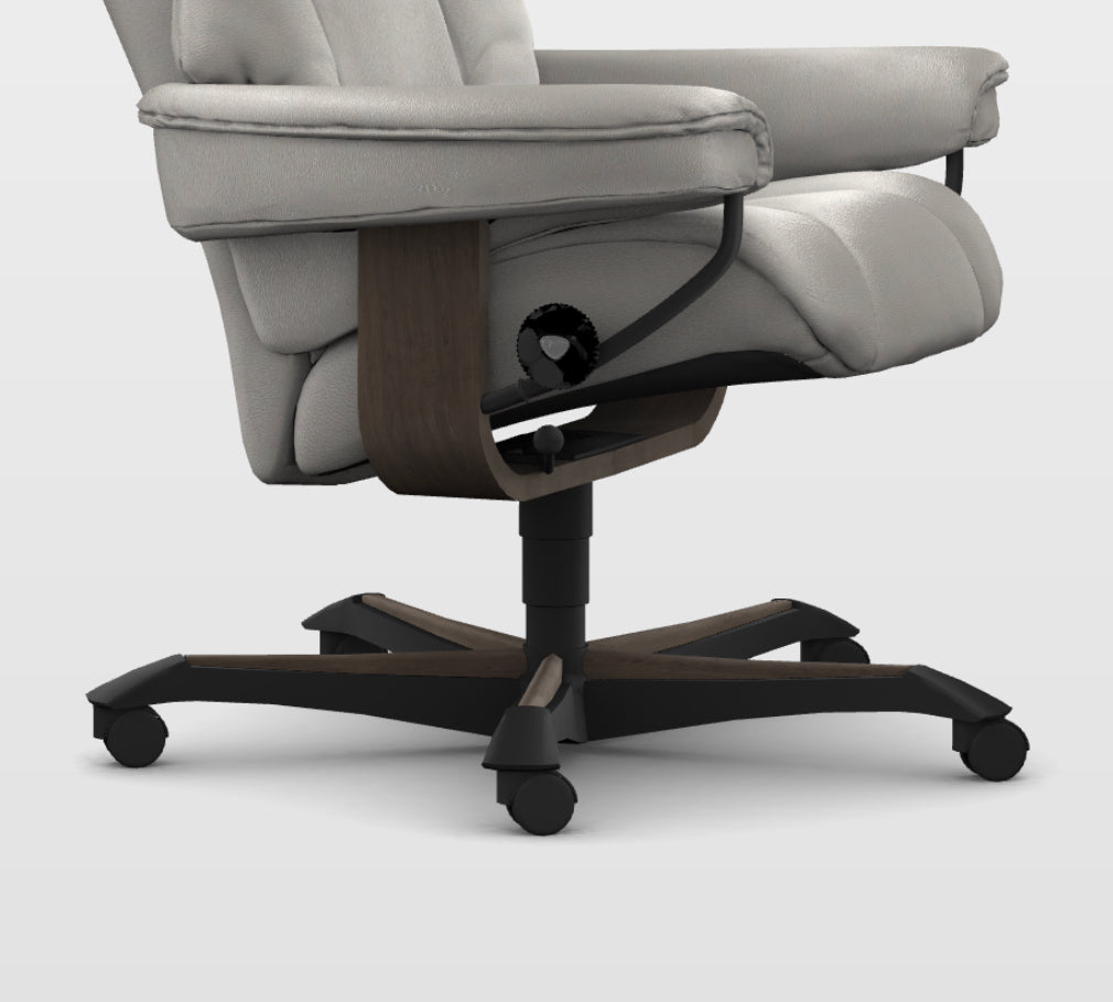 Stressless Magic Recliner with Ottoman