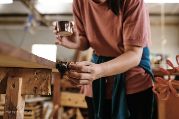 Water-Based vs Oil-Based Wood Finish: Pros and Cons