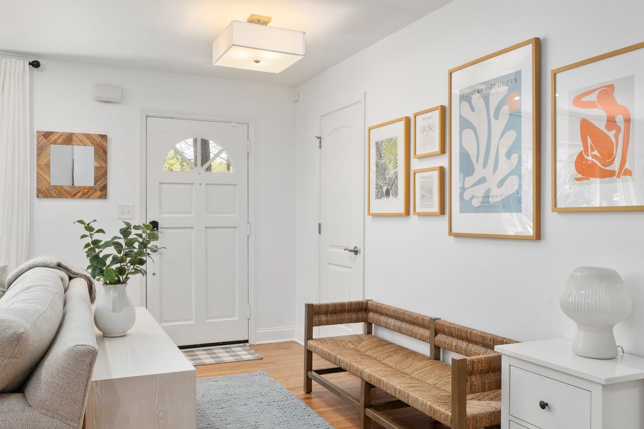 Top Furniture Picks for Entryways That Feel Like Home