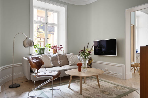 How to Pick the Perfect Coffee Table: Height, Size & Style